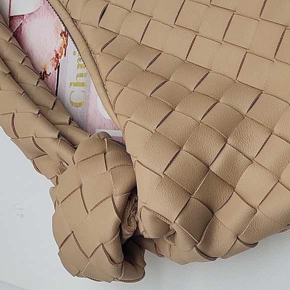 Woven Hobo Bag - Picture 7 of 7